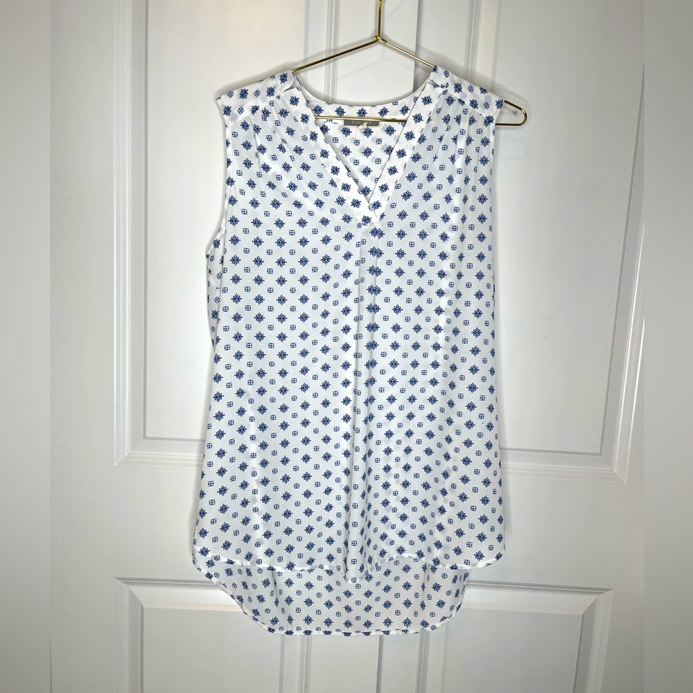 Pleione Sleeveless Top Blouse White & Blue Print Size M B12